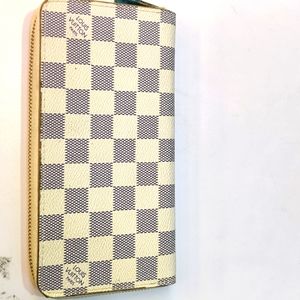 Ladies Clutches